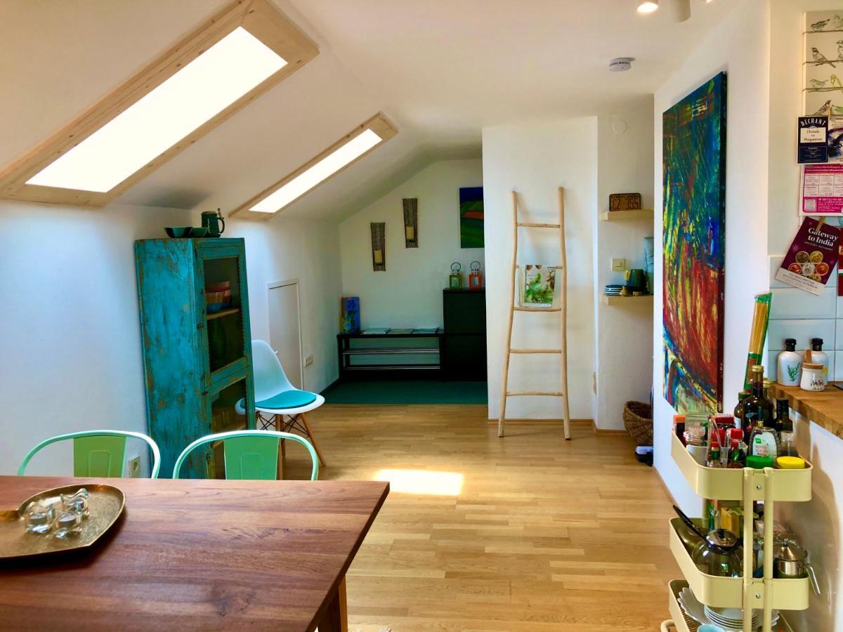 Charmante Ferienwohnung Mit Balkon Im 5-Seen-Land Hechendorf am Pilsensee Exterior photo